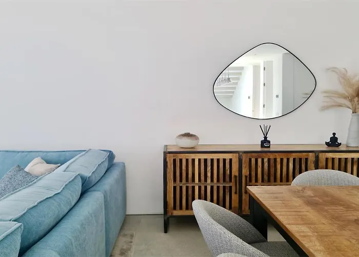 别墅 Onesixone-cleverdetails, Luxury Villa, Sleeps 8 Adults 2 Children, Private Pool And Jacuzzi *