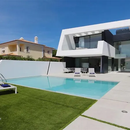 Onesixone-cleverdetails, Luxury Villa, Sleeps 8 Adults 2 Children, Private Pool And Jacuzzi Villa Vilamoura